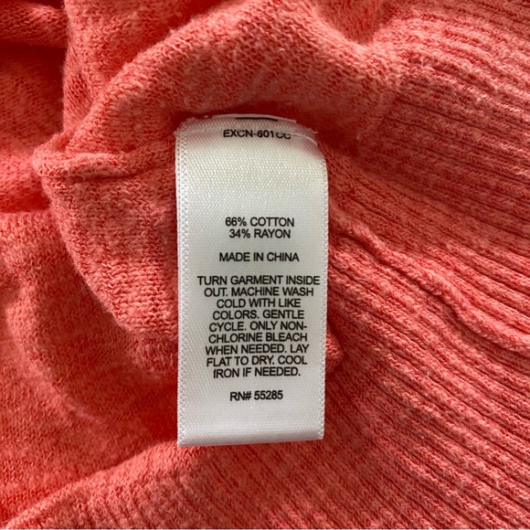 Bundle of Express V-Neck Lightweight Sweaters - Picture 5 of 7